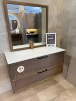 Rustic baderomsmøbel Utstilling